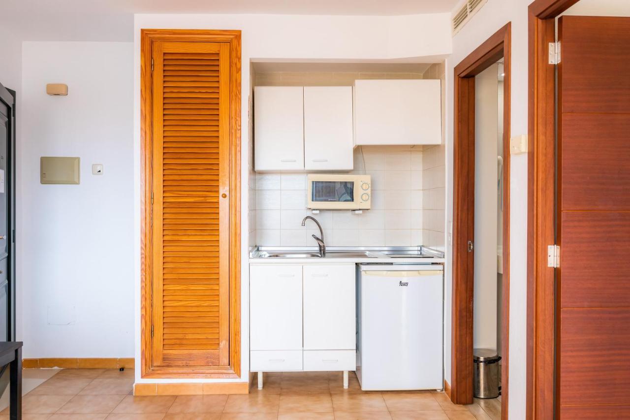 Apto Con Terraza 402 Кала Милор Екстериор снимка